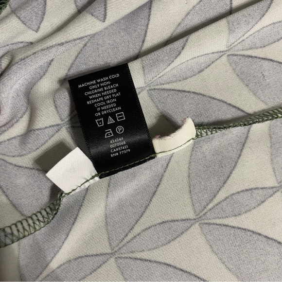 Ann Taylor Navy Leaf Print Wrap Dress size 10 - Picture 12 of 13